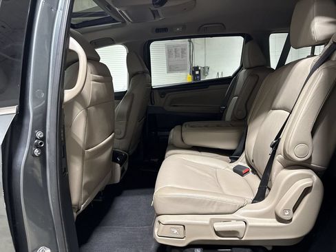 Used 2018 Honda Odyssey Elite image 24