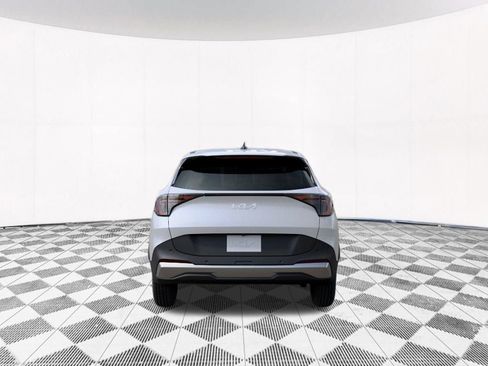New 2026 Kia Sportage LX w/ LX Convenience Package FWD image 7