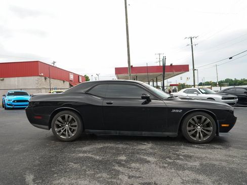Used 2014 Dodge Challenger SRT8 Core RWD image 3