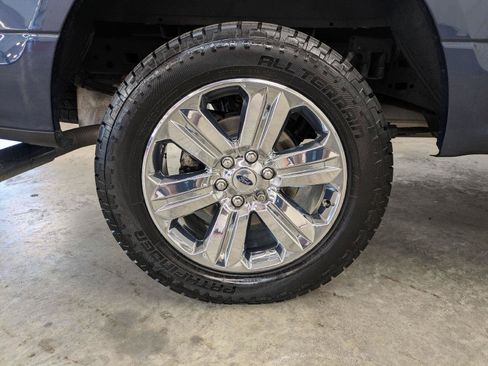Used 2019 Ford F150 XLT w/ Equipment Group 302A Luxury AWD/4WD image 40