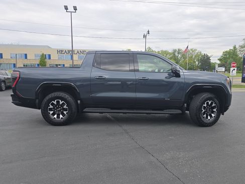 Used 2026 GMC Sierra EV AT4 AWD/4WD image 8