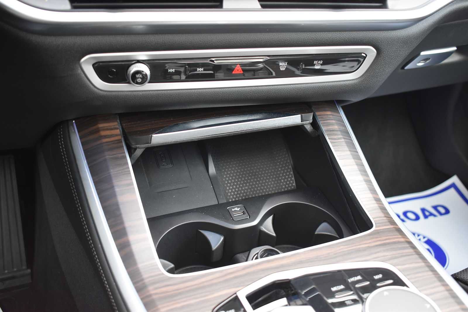 Used 2024 BMW X5 xDrive40i w/ Parking Assistance Package AWD/4WD image 29