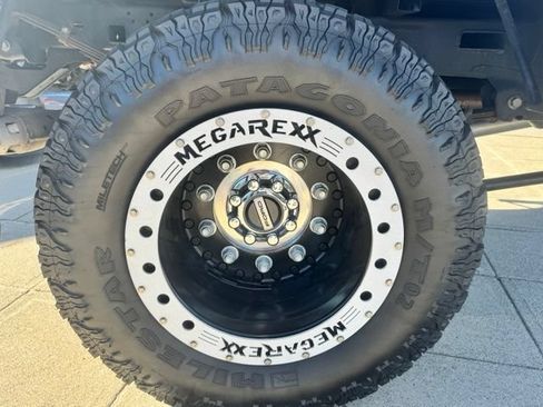 Used 2022 Ford F250 Lariat w/ Lariat Ultimate Package AWD/4WD image 23