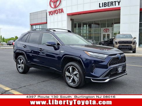 Used 2023 Toyota RAV4 SE w/ Weather & Moonroof Package AWD/4WD image 1