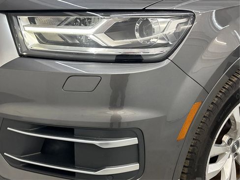 Used 2018 Audi Q7 3.0T Premium Plus w/ Premium Plus Package image 34