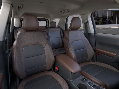 New 2025 Ford Bronco Sport Outer Banks w/ Outer Banks Tech Package+ AWD/4WD image 10