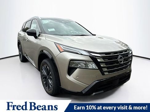 New 2026 Nissan Rogue Platinum image 1