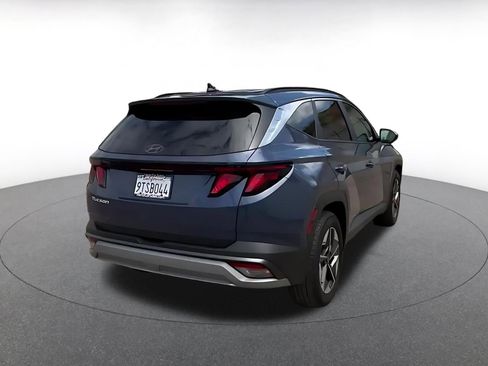 Used 2025 Hyundai Tucson SEL FWD image 14