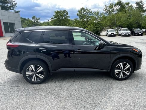 Used 2026 Nissan Rogue SL AWD/4WD image 8
