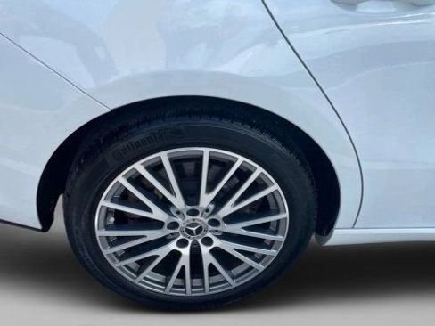Used 2020 Mercedes-Benz CLA 250 image 23