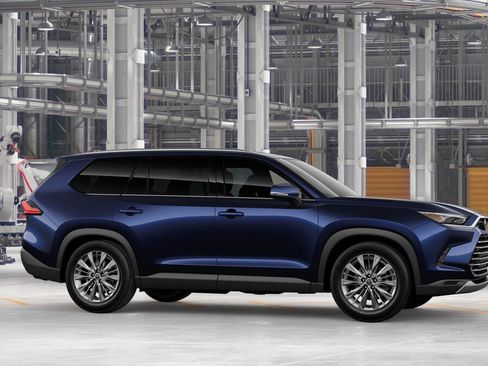 New 2026 Toyota Grand Highlander AWD image 13