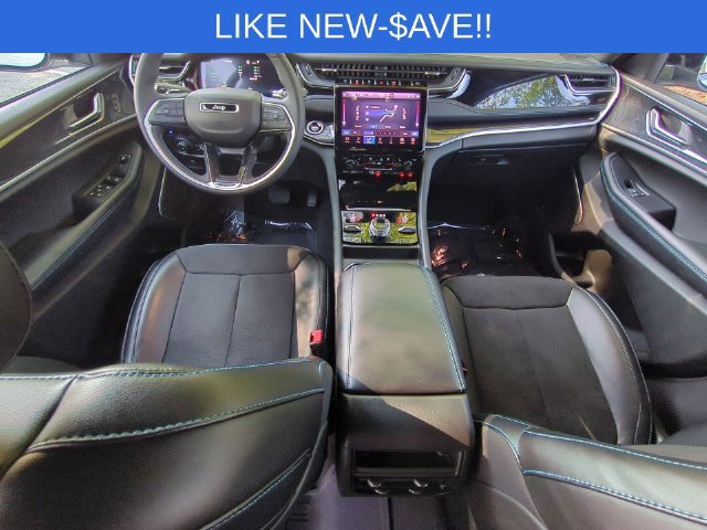 Used 2025 Jeep Grand Cherokee Trailhawk w/ Advanced Protech Group II AWD/4WD image 33