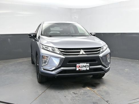 Used 2019 Mitsubishi Eclipse Cross LE AWD/4WD image 3