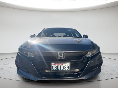 Used 2018 Honda Accord Sport image 8