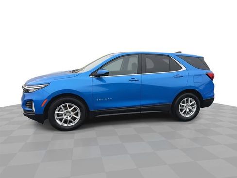 Certified 2024 Chevrolet Equinox LT w/ LPO, Floor Liner Package FWD image 4