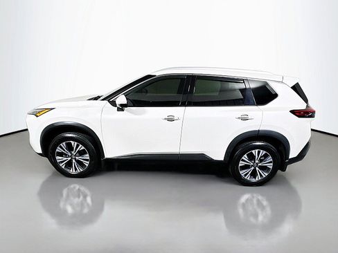 Used 2021 Nissan Rogue SV w/ Premium Package AWD/4WD image 4