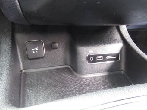 Used 2017 Dodge Durango R/T AWD/4WD image 40