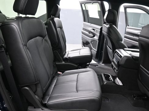 New 2026 Jeep Grand Wagoneer Limited AWD/4WD image 25