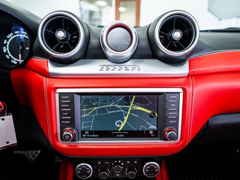 Used 2017 Ferrari California T image 52