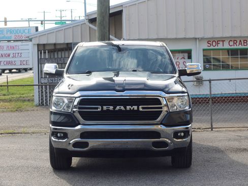 Used 2019 RAM 1500 Big Horn AWD/4WD image 2