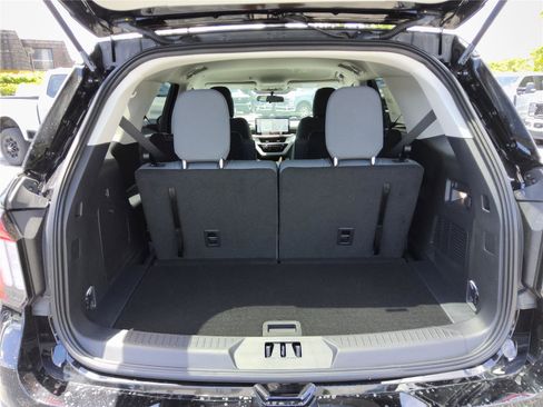 New 2026 Ford Explorer Active RWD image 5