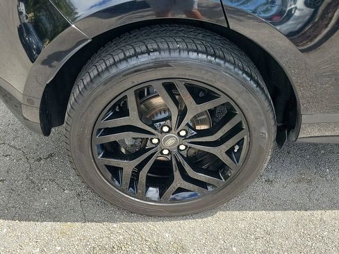 Used 2020 Land Rover Range Rover Evoque SE image 10