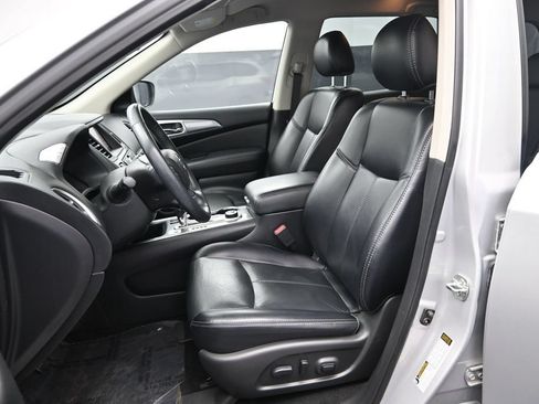 Used 2020 Nissan Pathfinder SL AWD/4WD image 18