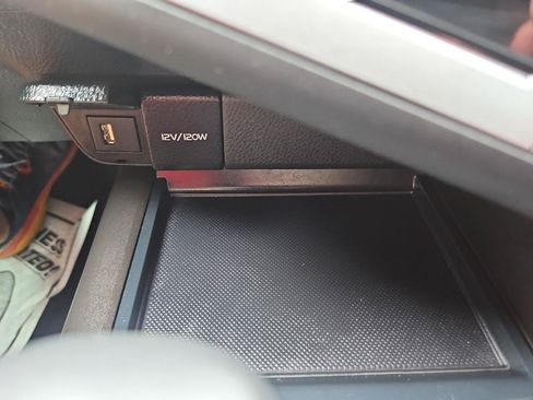 Used 2023 Toyota Camry SE FWD image 32