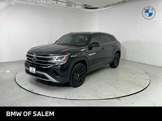 Used 2022 Volkswagen Atlas Cross Sport SE w/ Black Wheel Package AWD/4WD video 1