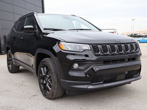 New 2026 Jeep Compass Latitude image 6