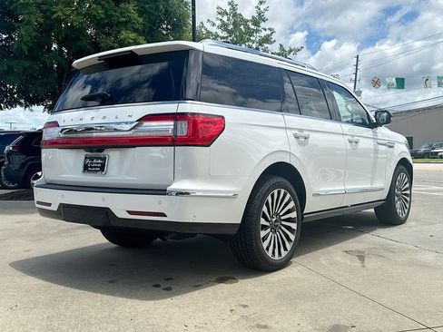 Used 2020 Lincoln Navigator Reserve w/ Luxury Package AWD/4WD image 8