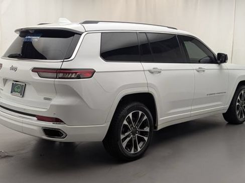 Used 2021 Jeep Grand Cherokee L Overland w/ Advanced Protech Group III AWD/4WD image 5