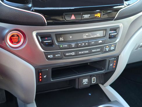 Used 2020 Honda Pilot EX-L image 25