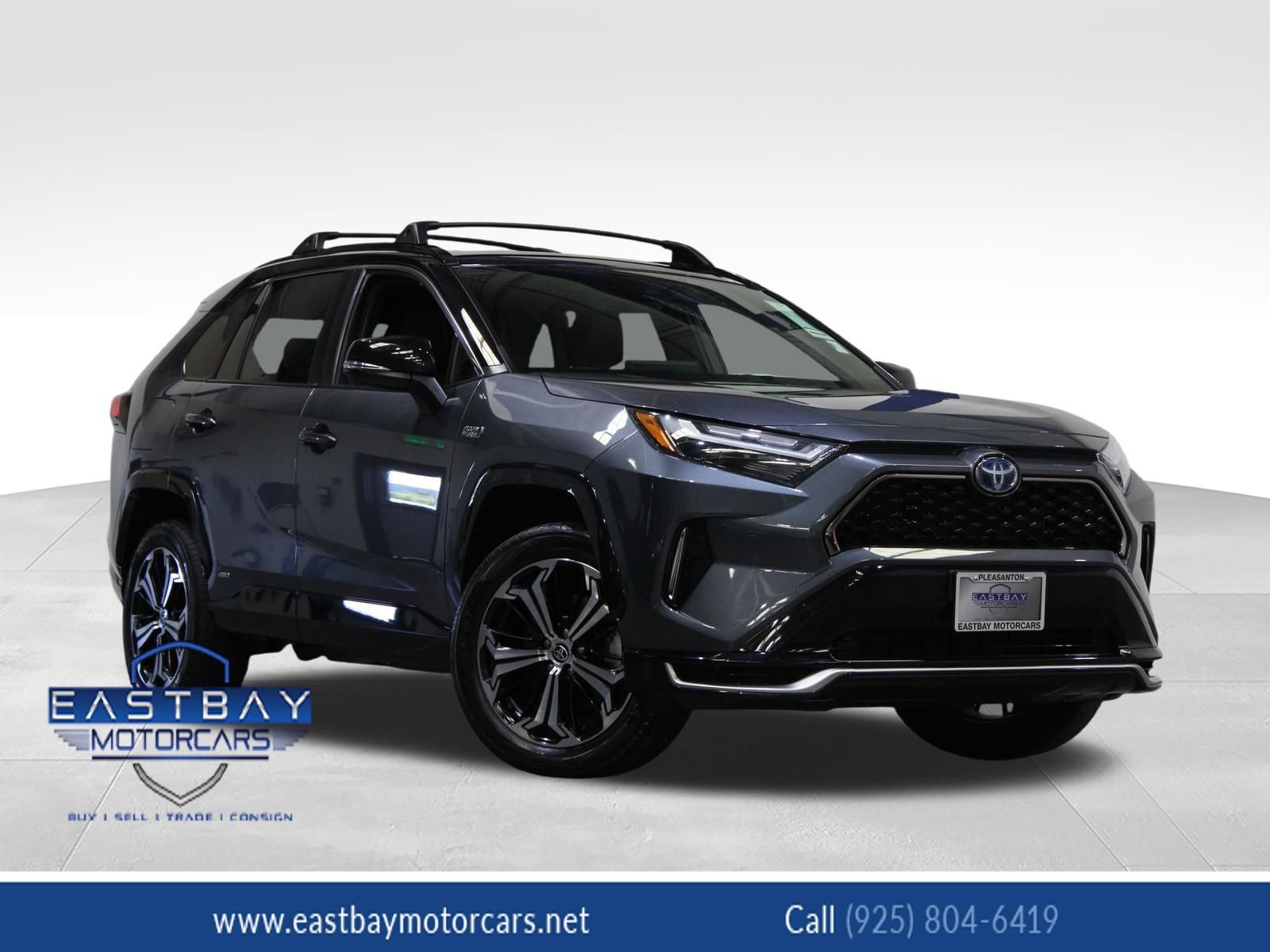 Used 2022 Toyota RAV4 XSE AWD/4WD image 1