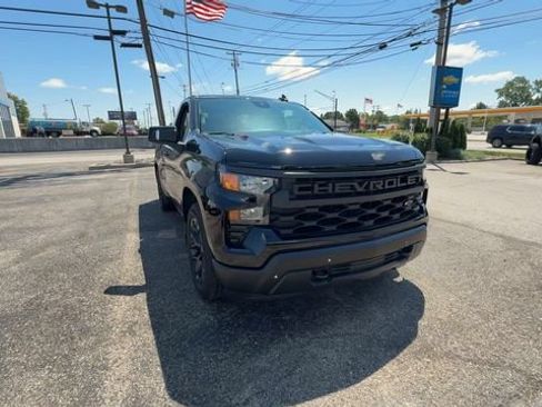 Used 2025 Chevrolet Silverado 1500 W/T w/ WT Safety Package AWD/4WD image 2