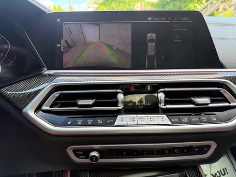 Used 2022 BMW X5 M50i AWD/4WD image 28