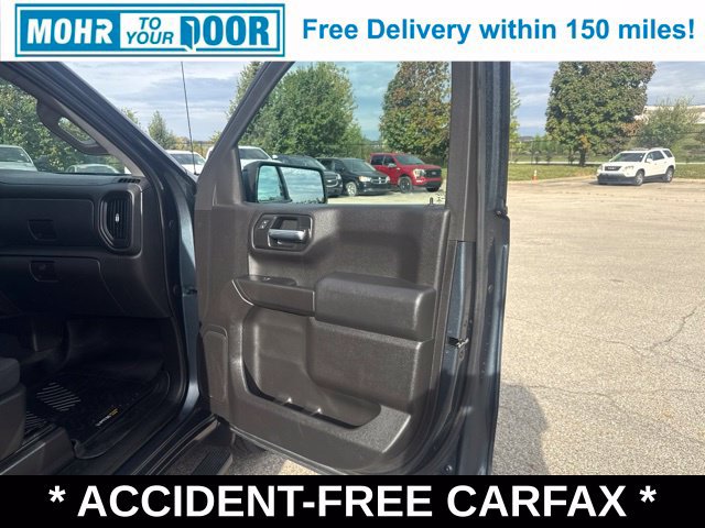 Used 2020 Chevrolet Silverado 1500 Custom w/ Custom Value Package AWD/4WD image 16