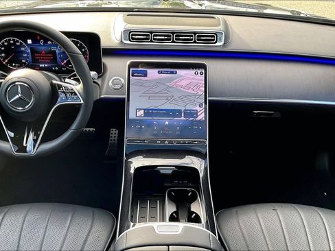 Certified 2023 Mercedes-Benz S 500 4MATIC image 24