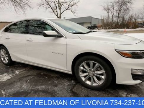 Used 2023 Chevrolet Malibu LT image 2