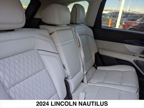 Used 2024 Lincoln Nautilus Black Label w/ Jet Appearance Package (87T) AWD/4WD image 25