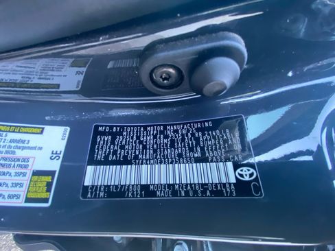 Used 2025 Toyota Corolla LE FWD image 27