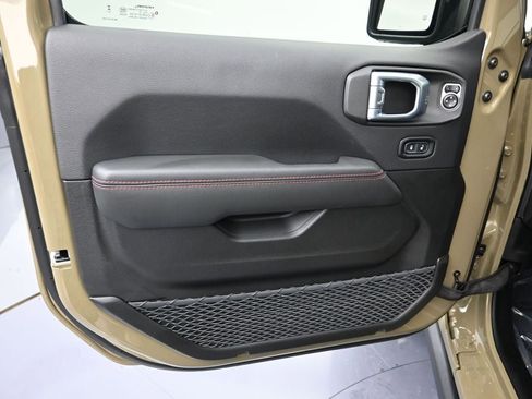 New 2026 Jeep Wrangler Unlimited Rubicon image 10