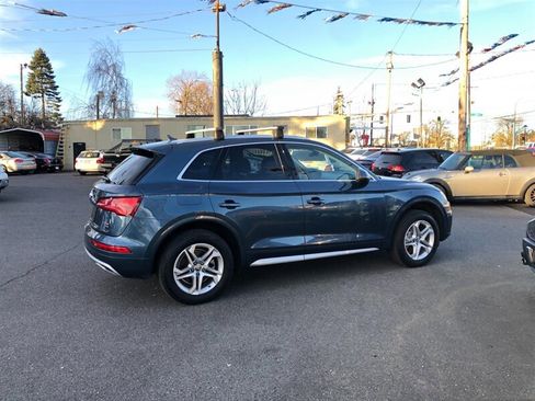 Used 2018 Audi Q5 2.0T Premium Plus w/ Premium Plus Package AWD/4WD image 2
