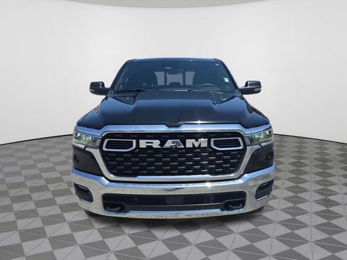 Used 2025 RAM 1500 Big Horn AWD/4WD image 3