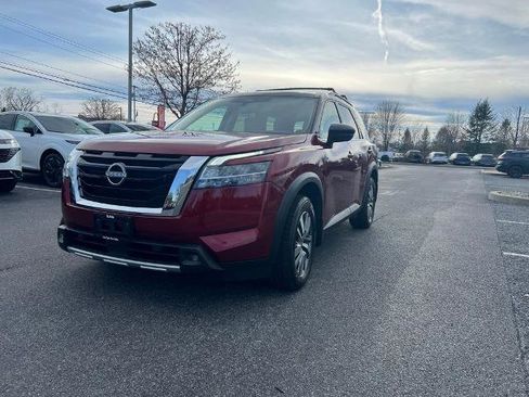 Certified 2022 Nissan Pathfinder SL AWD/4WD image 8