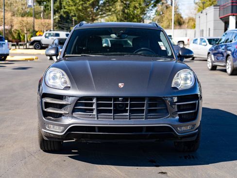 Used 2018 Porsche Macan Turbo AWD/4WD image 3