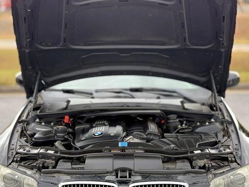 Used 2010 BMW 328i Convertible image 27