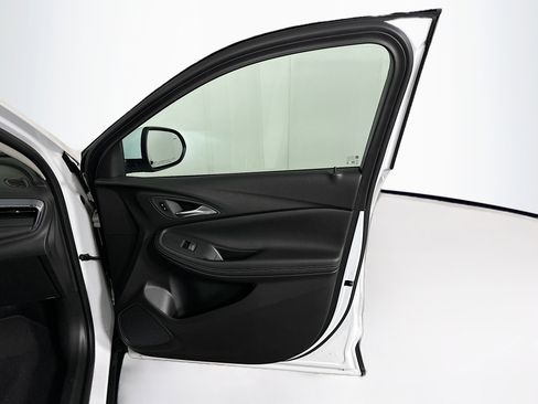 Used 2025 Buick Encore GX Preferred image 30