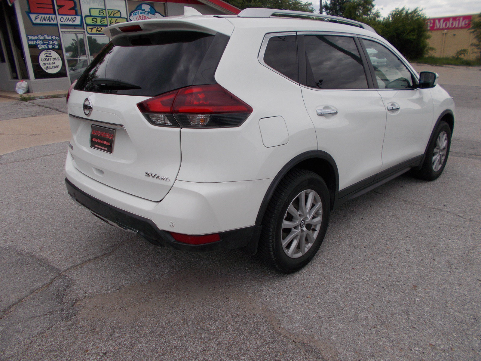 Used 2020 Nissan Rogue SV AWD/4WD image 5