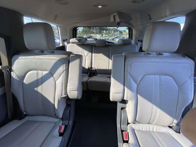 Used 2018 Ford Expedition Limited w/ Equipment Group 302A RWD image 14